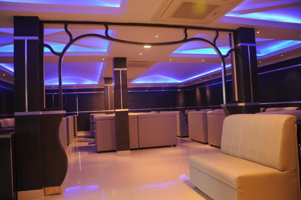 Hariharan Residency Chennai Exterior photo