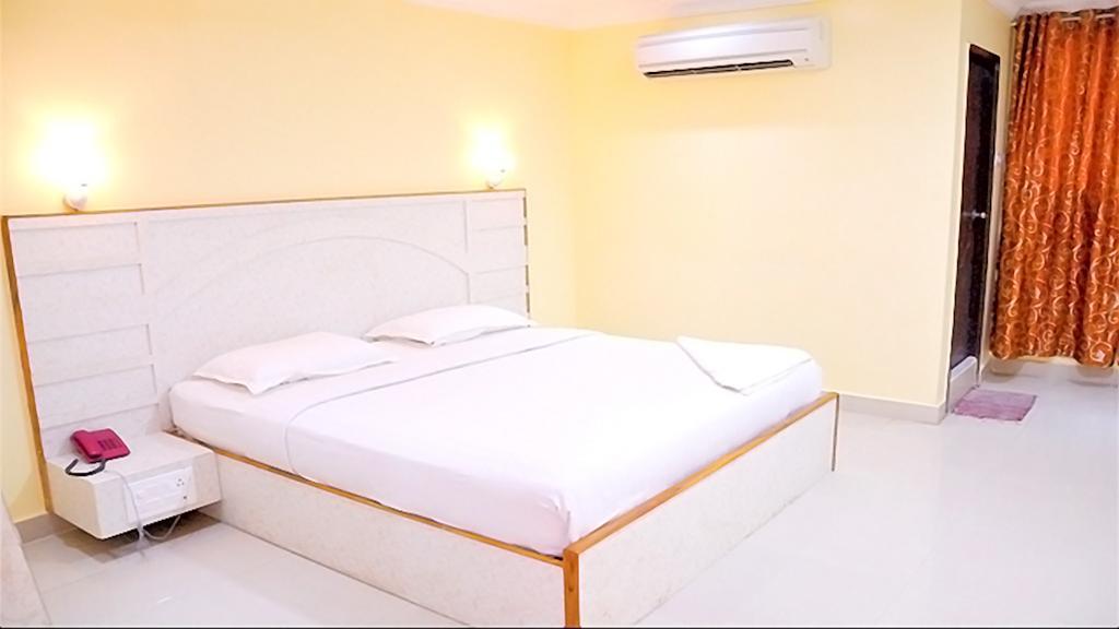 Hariharan Residency Chennai Exterior photo